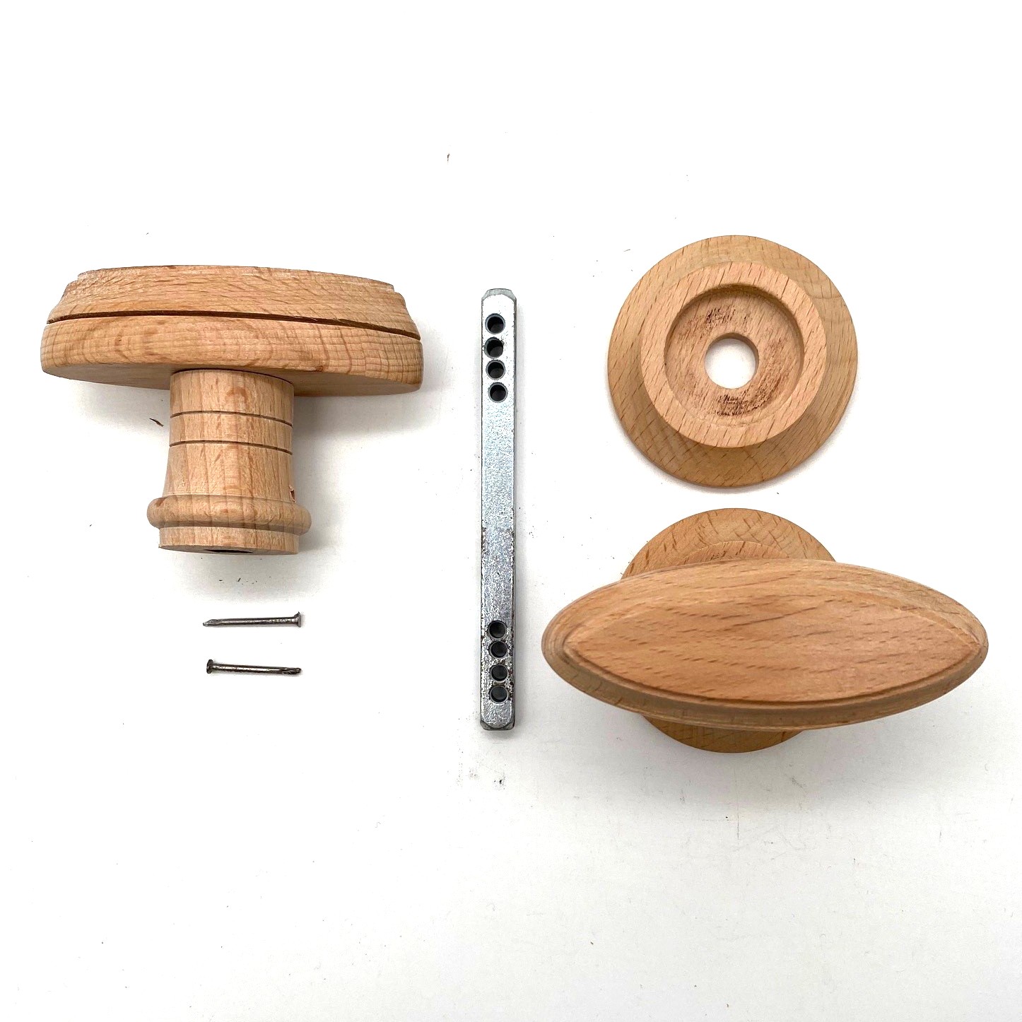 Knopkruk beuken hout op rond rozet ovaal met freesrand groot (1 paar) 95x45mm 1